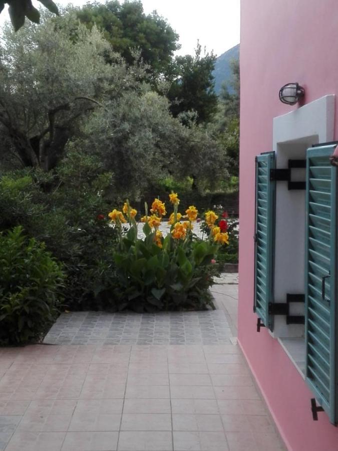 Zeus And Hera Apartments Никиана Экстерьер фото